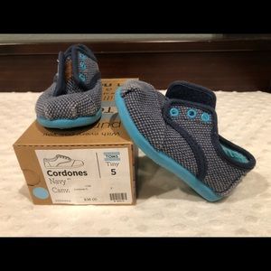 Infant size 5 Toms